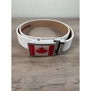 NexBelt- Belt With No Holes- White Belt- Canadian Maple Leaf Belt Buckle- NWOT‎